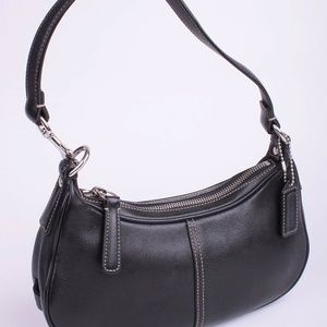 Coach Vintage Black Leather Hampton Demi Hobo Bag